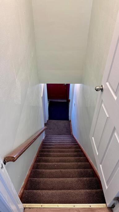 Near The Falls Two Bedroom - 5 Min Walk To Clifton Niagara Falls Extérieur photo