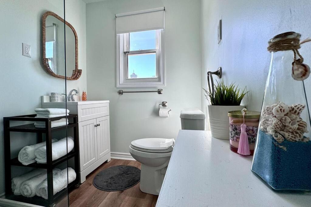 Near The Falls Two Bedroom - 5 Min Walk To Clifton Niagara Falls Extérieur photo